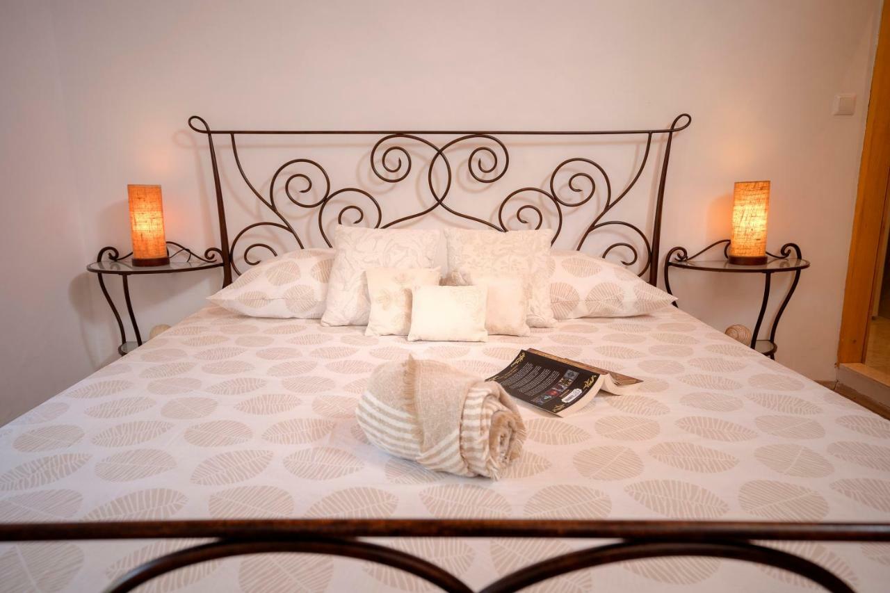Villa Benedeta-dubovica Hvar
